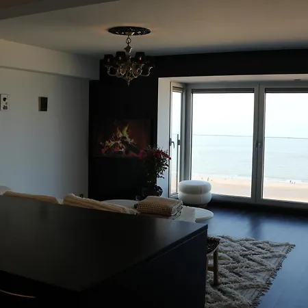 Apartment Frontal Sea View